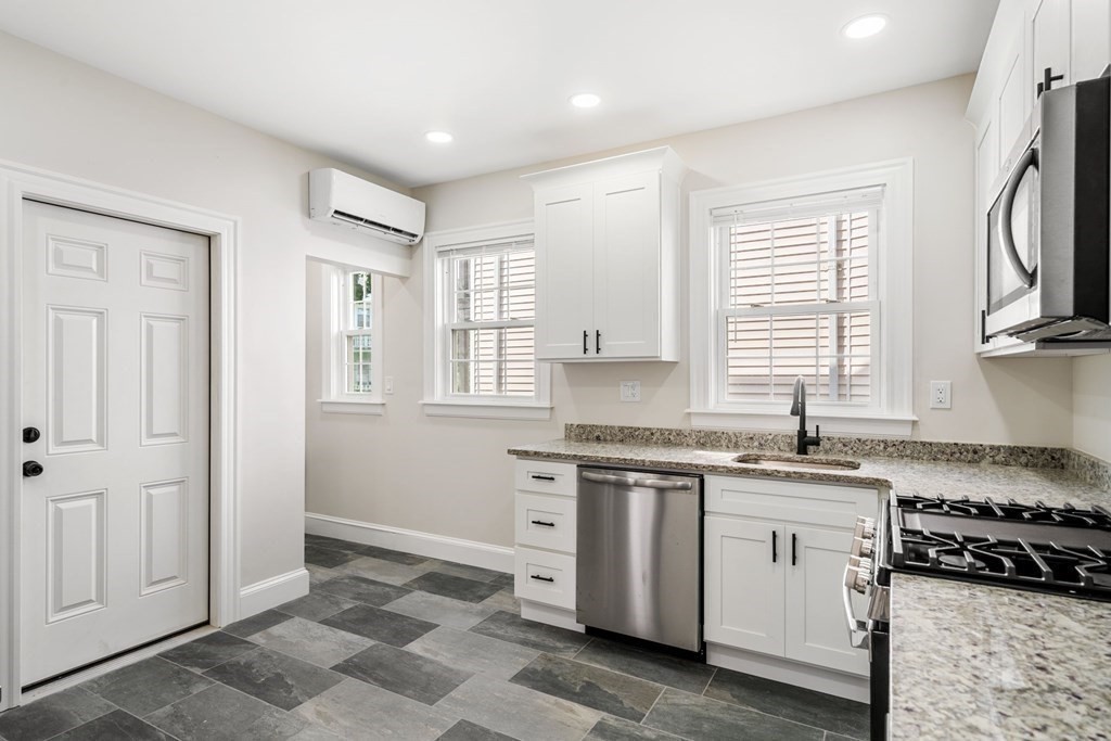 511 Geneva Avenue # 2