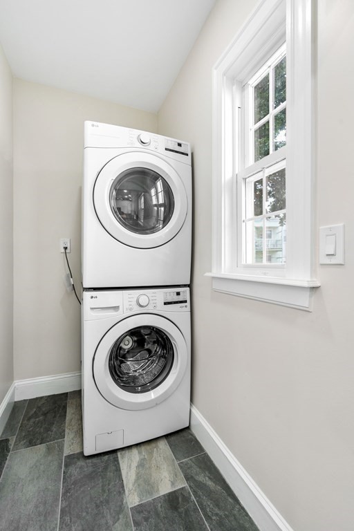 511 Geneva Avenue # 2