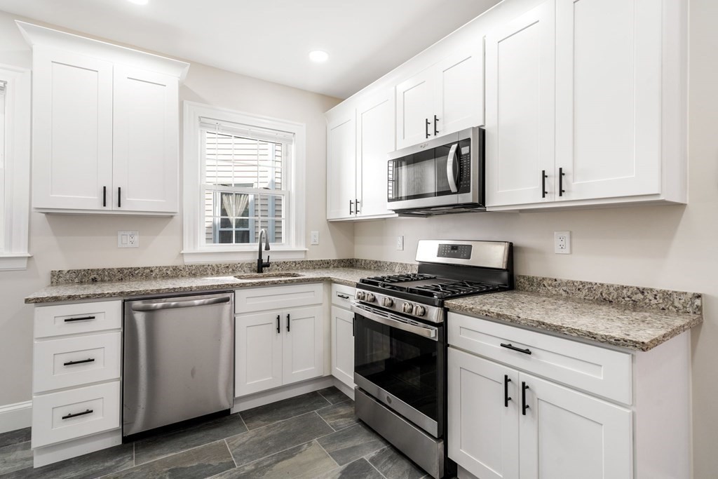 511 Geneva Avenue # 2