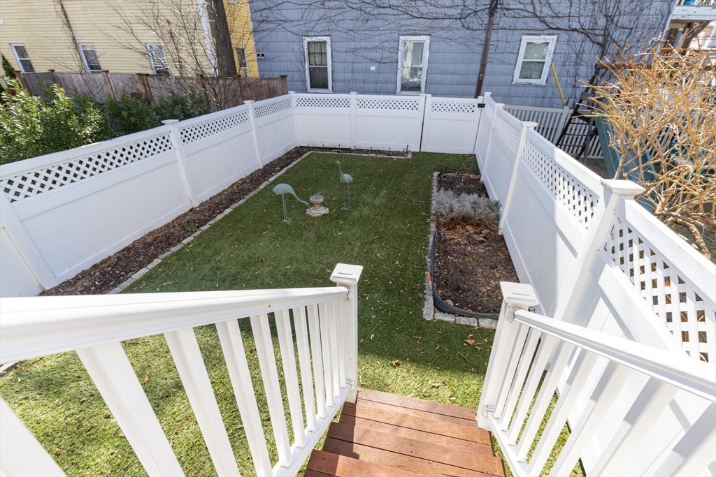 26 Upton St