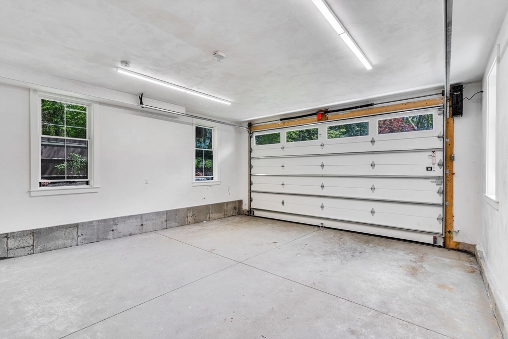 14 Robinson Dr # 2