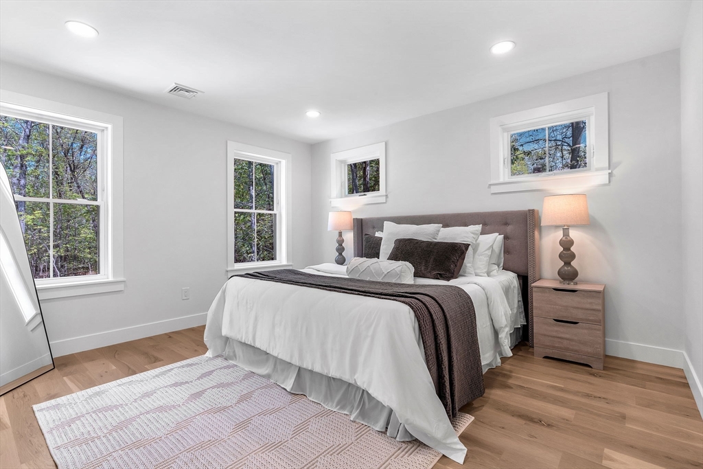 14 Robinson Dr # 2