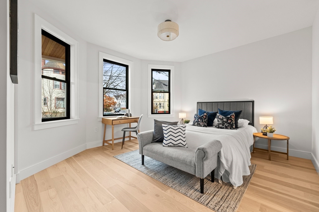 32 Bartlett Street # 1