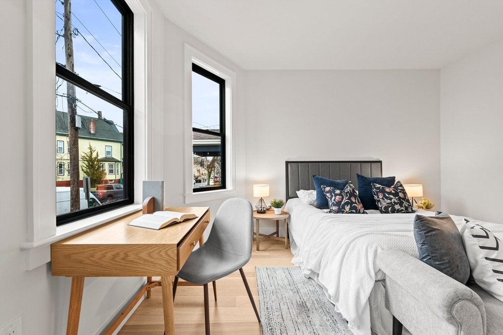 32 Bartlett Street # 1