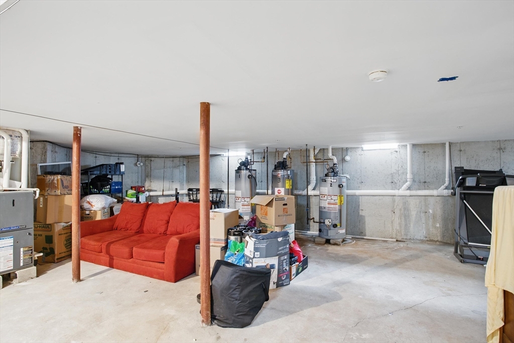 895 Hyde Park Ave # 2