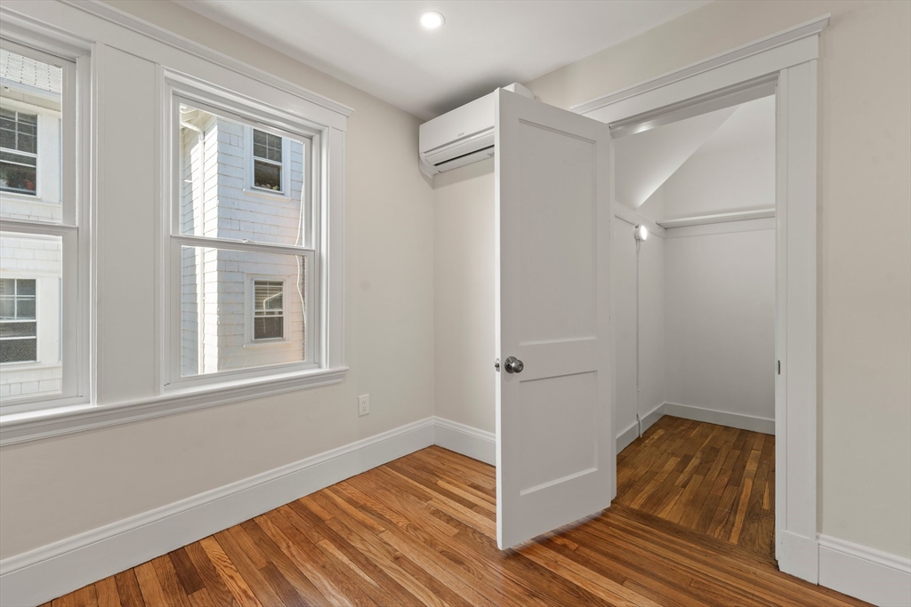 18-20 Holden Road # 18