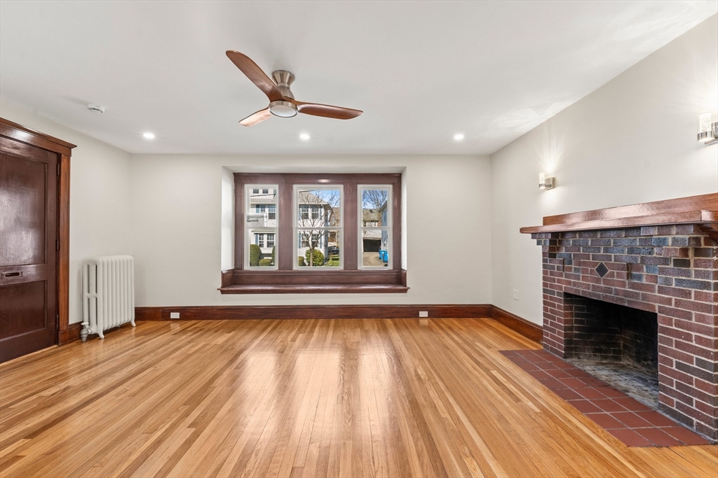 18-20 Holden Road # 18