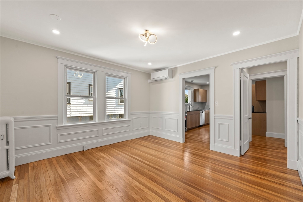 18-20 Holden Road # 18