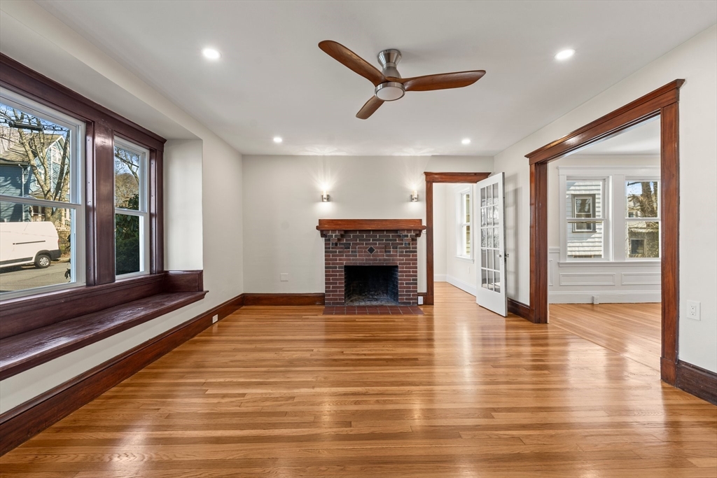 18-20 Holden Road # 18