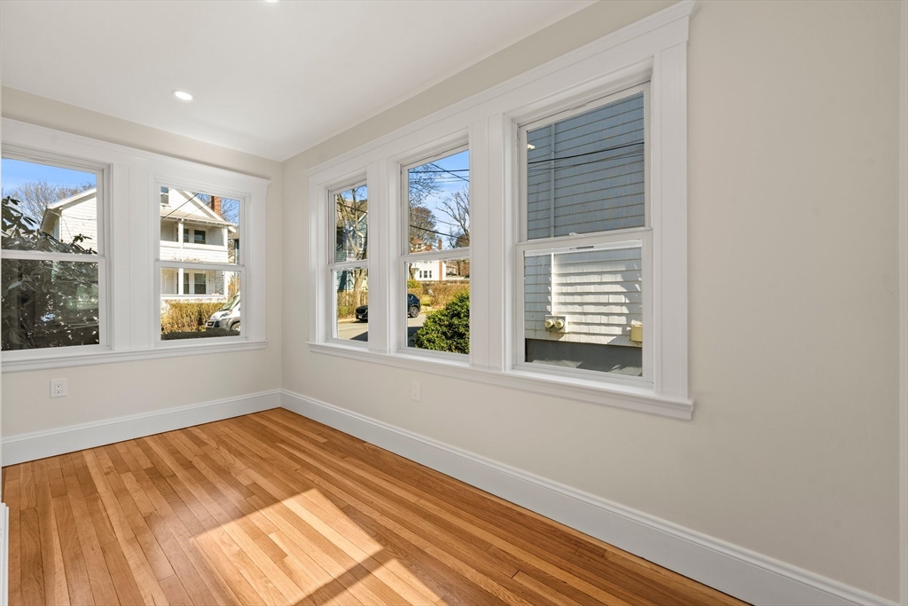 18-20 Holden Road # 18