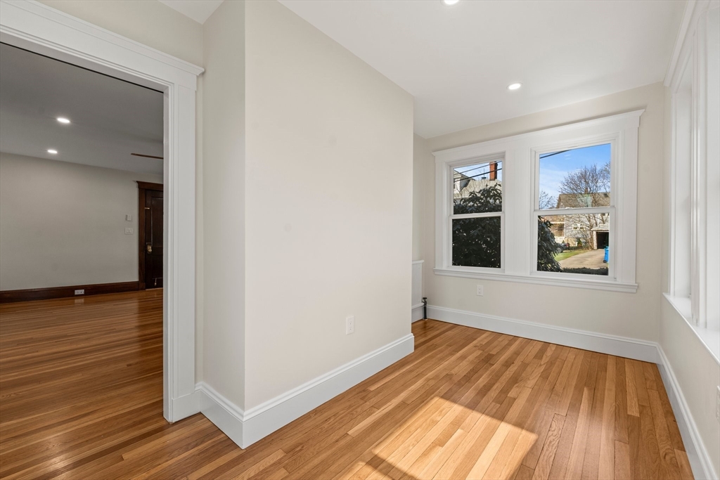 18-20 Holden Road # 18
