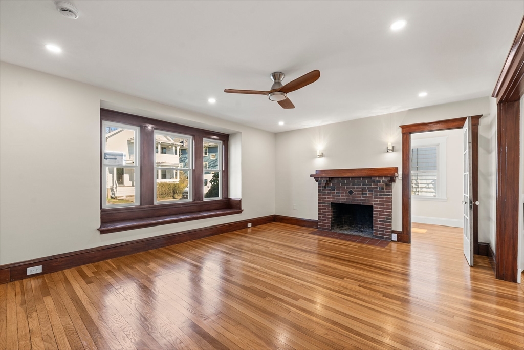 18-20 Holden Road # 18