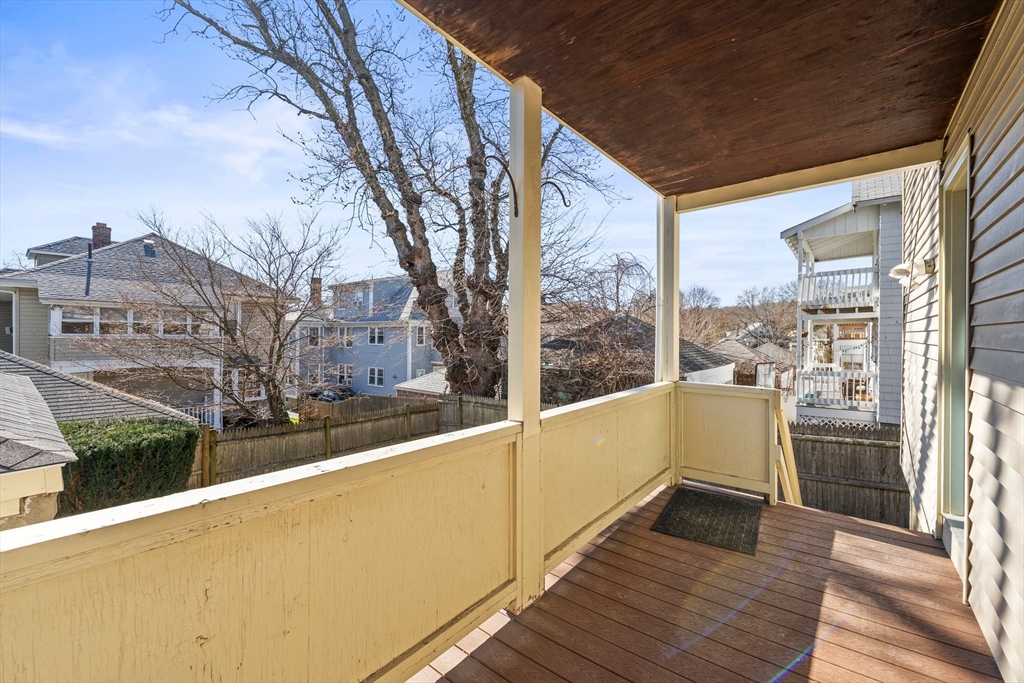 18-20 Holden Road # 18