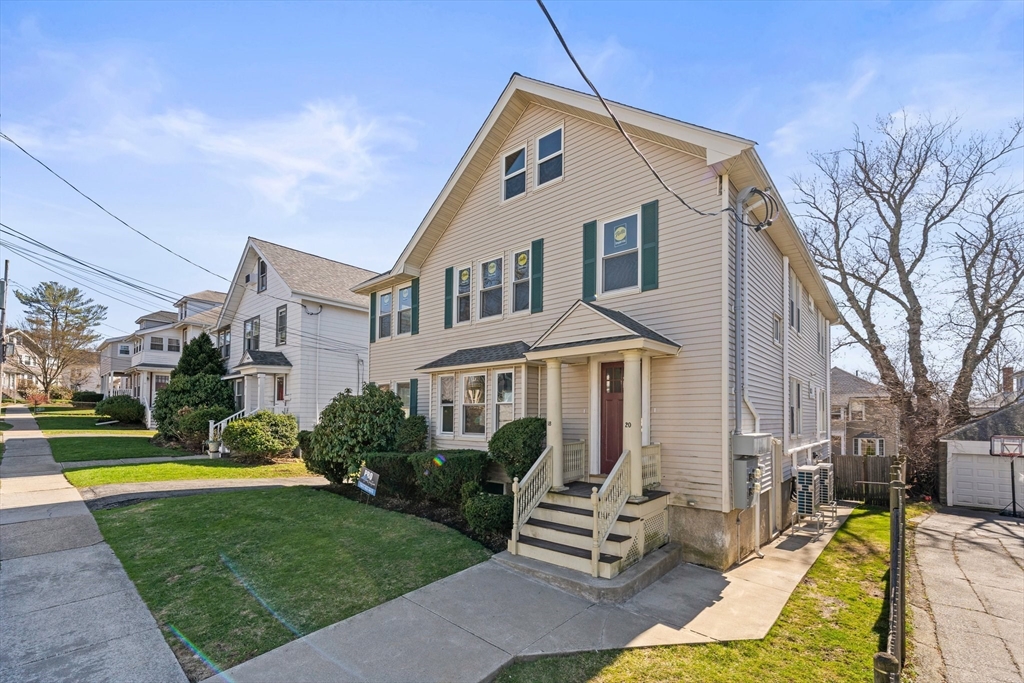 18-20 Holden Road # 18