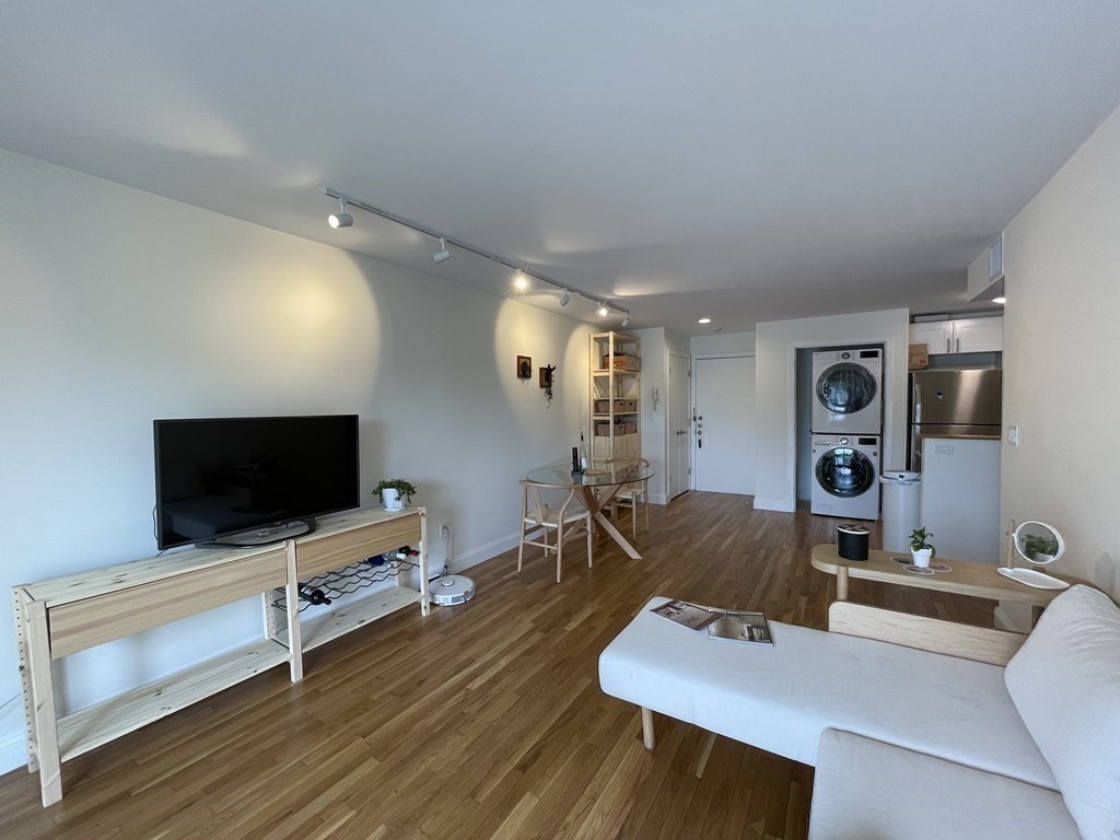 255 Beacon Street # 4B
