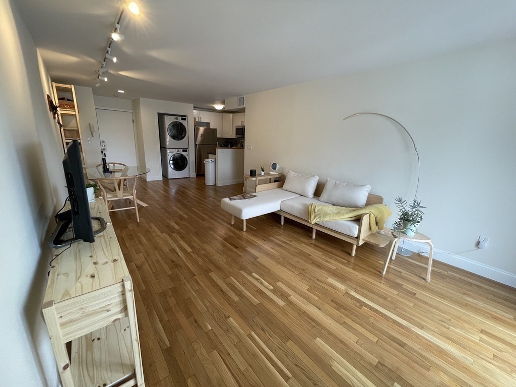 255 Beacon Street # 4B