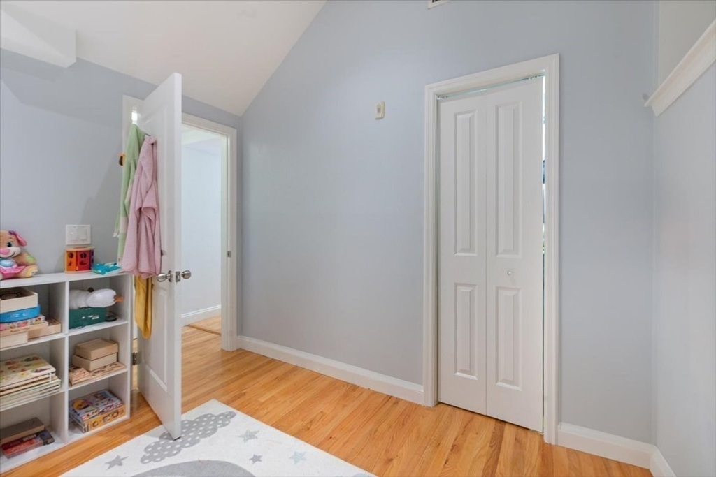 11 Wyman St # 2C