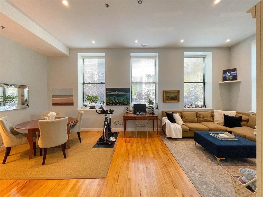 11 Wyman St # 2C