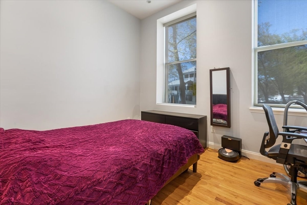 11 Wyman St # 2C