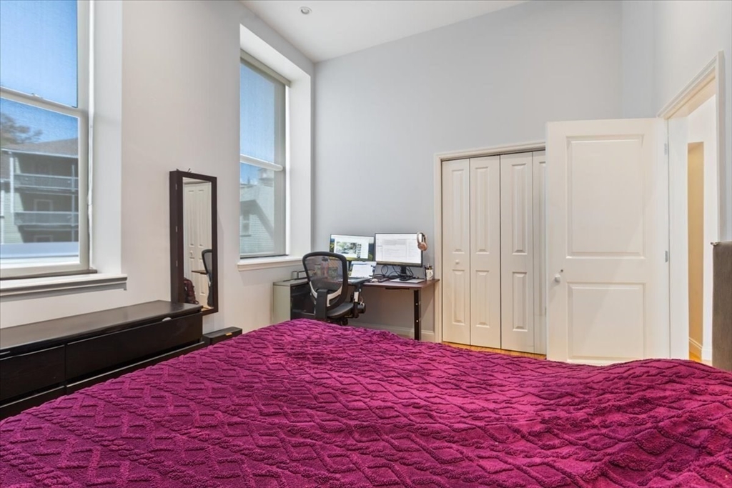 11 Wyman St # 2C