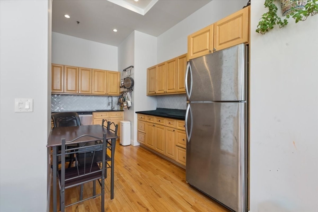 11 Wyman St # 2C
