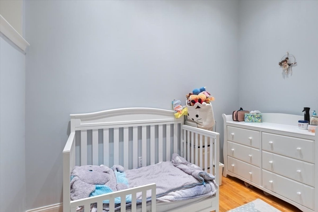 11 Wyman St # 2C