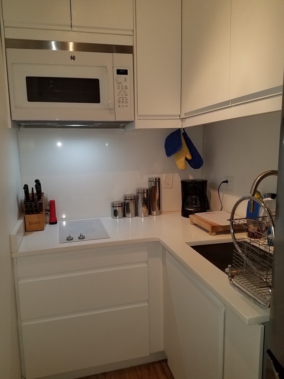 21 Beacon St # 9N