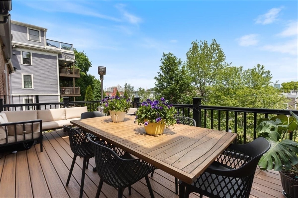 38 Sheridan St # 38