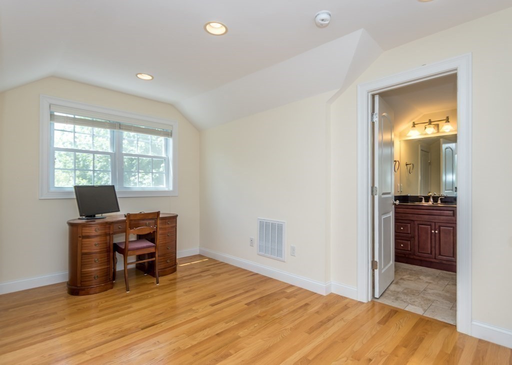 67 Trimount Ave