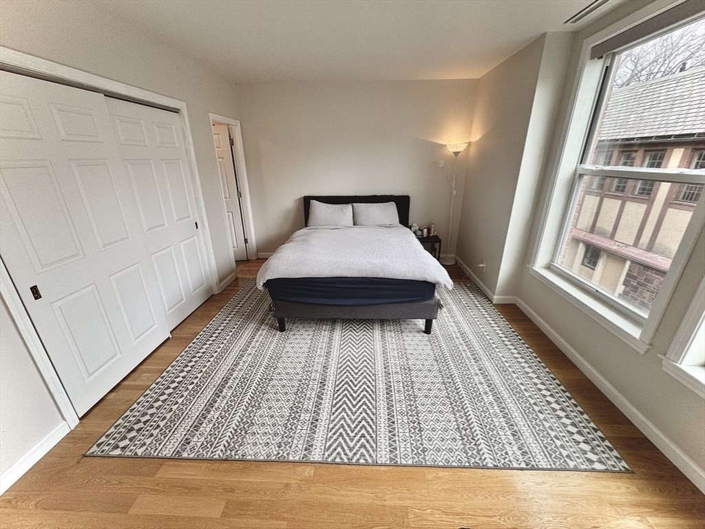 25 Marion Street # 32