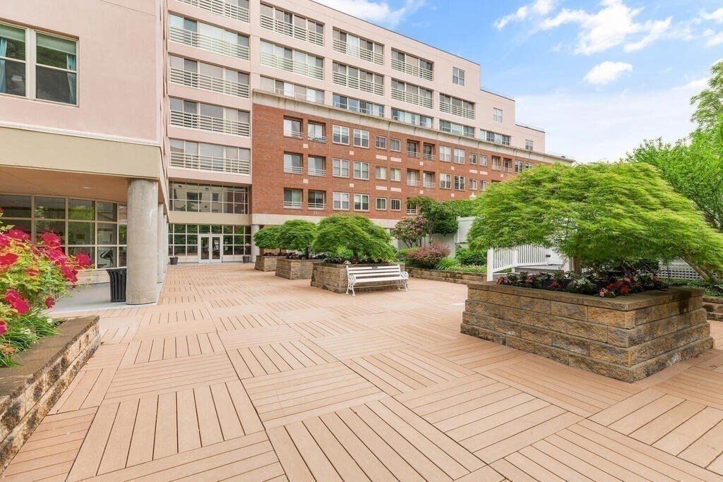 25 Marion Street # 32