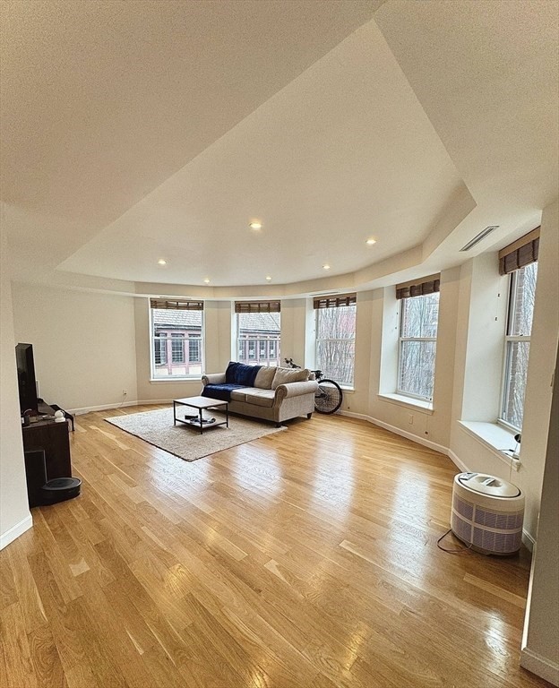 25 Marion Street # 32