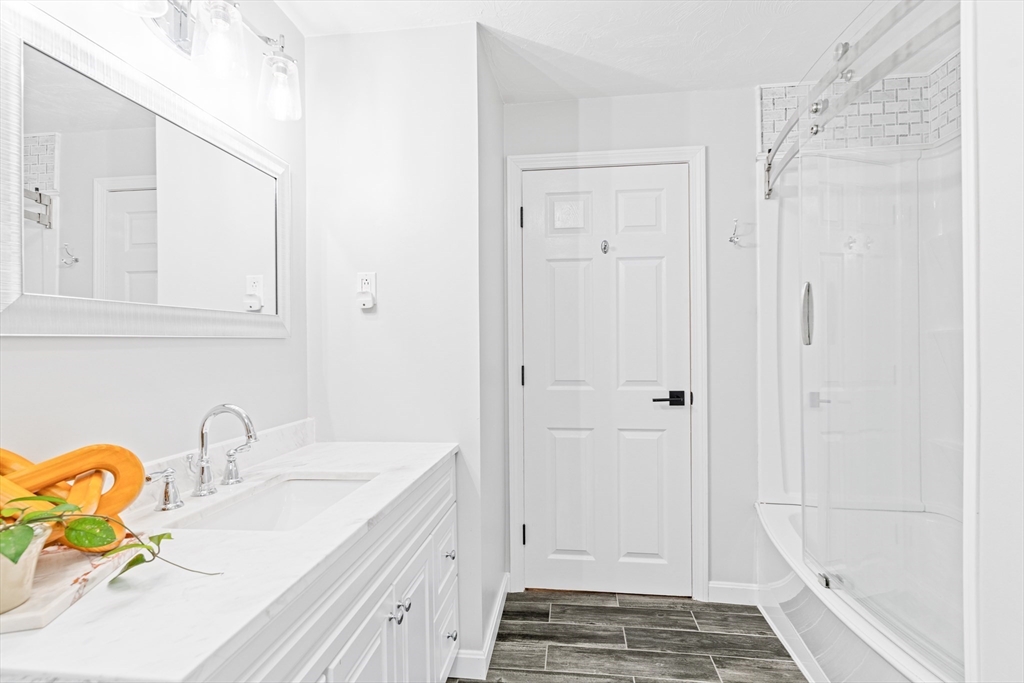 25 Bogastow Circle