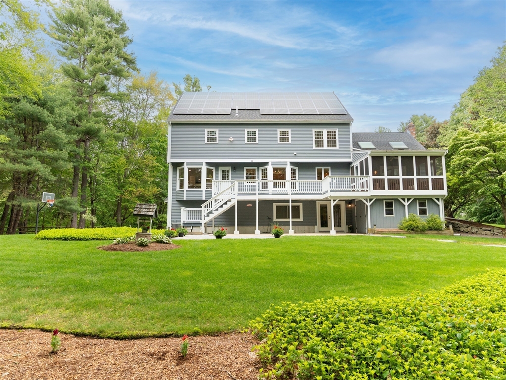25 Bogastow Circle