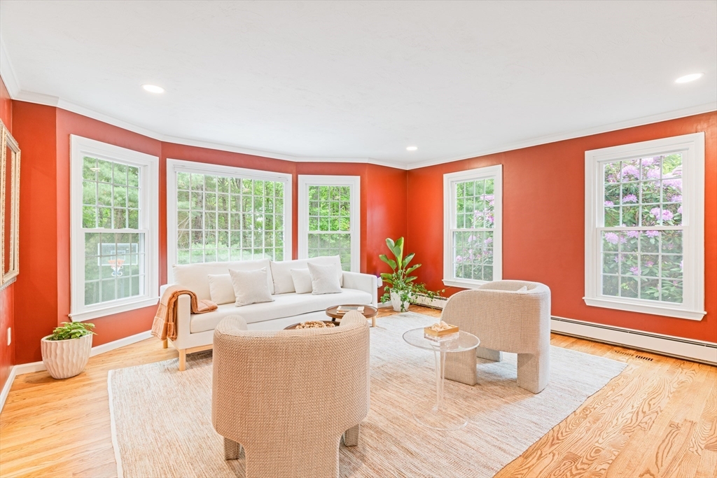 25 Bogastow Circle