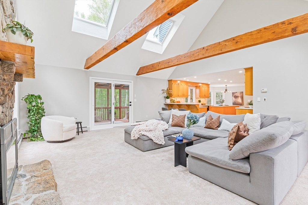 25 Bogastow Circle