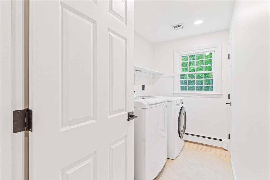 25 Bogastow Circle