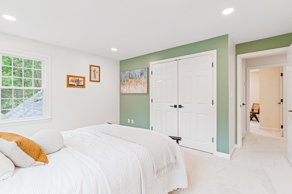 25 Bogastow Circle