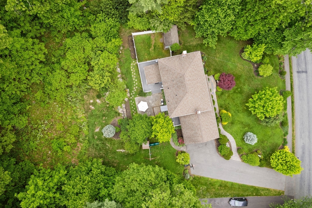 36 Indian Hill Rd