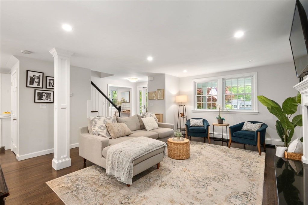 36 Indian Hill Rd