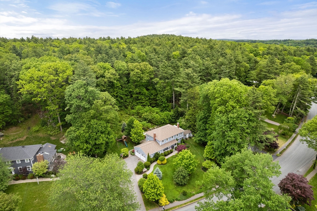 36 Indian Hill Rd