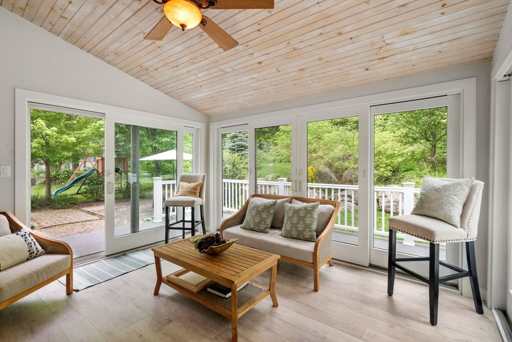 36 Indian Hill Rd
