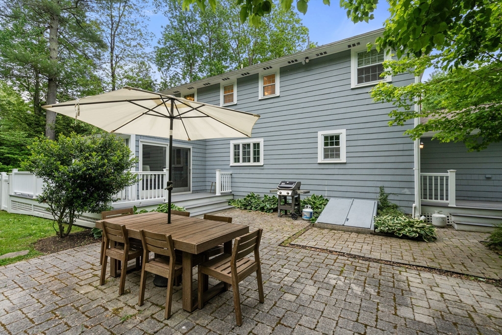 36 Indian Hill Rd