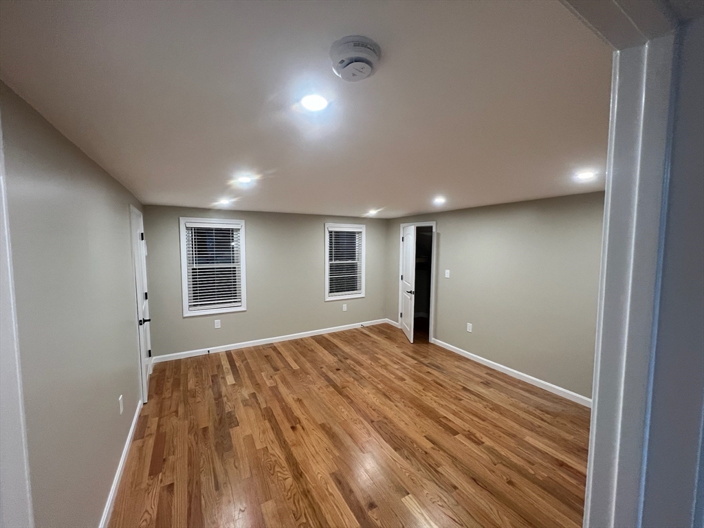 38-40 Guild St # 2 Unit: 38-2