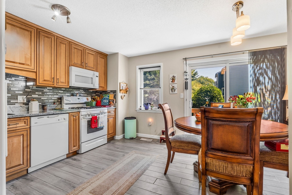 95 Tennis Plaza Rd # 12