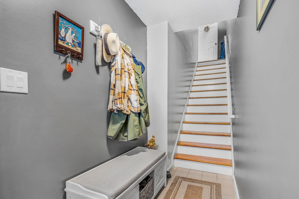 95 Tennis Plaza Rd # 12