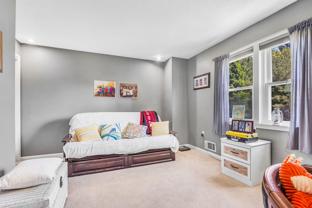 95 Tennis Plaza Rd # 12