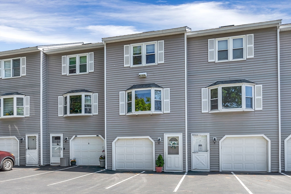 95 Tennis Plaza Rd # 12
