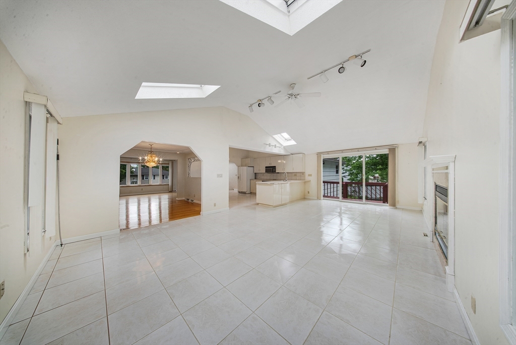 25 Gloversbrook Rd