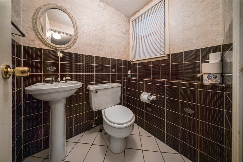 25 Gloversbrook Rd